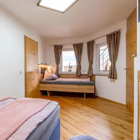 Apartament Beautiful Near Zell Am